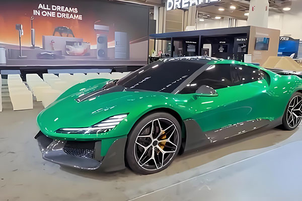 国产超跑引爆CES 2026，碳纤维成高性能电动时代“材料之王”