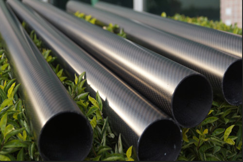 碳纤维板绝缘吗?